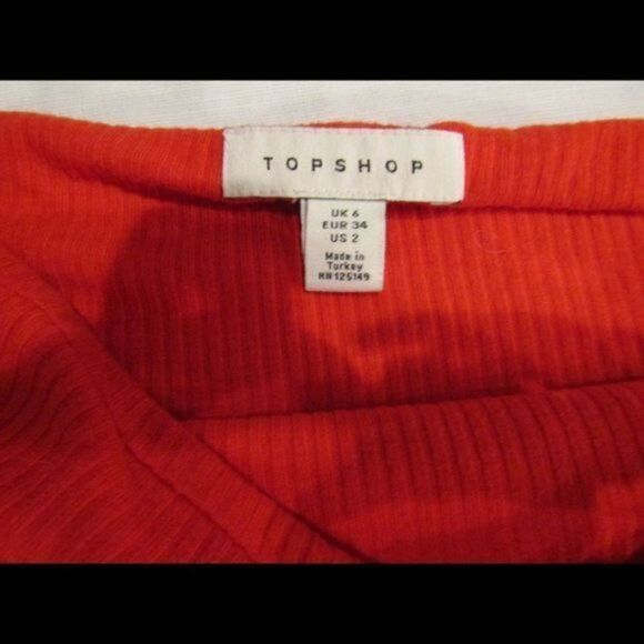 NWOT RED TOP SHOP RIBBED TUBE TOP , BANDEAU SIZE 2 - Picture 3 of 7
